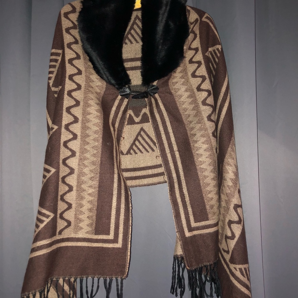 SoHo Chick poncho